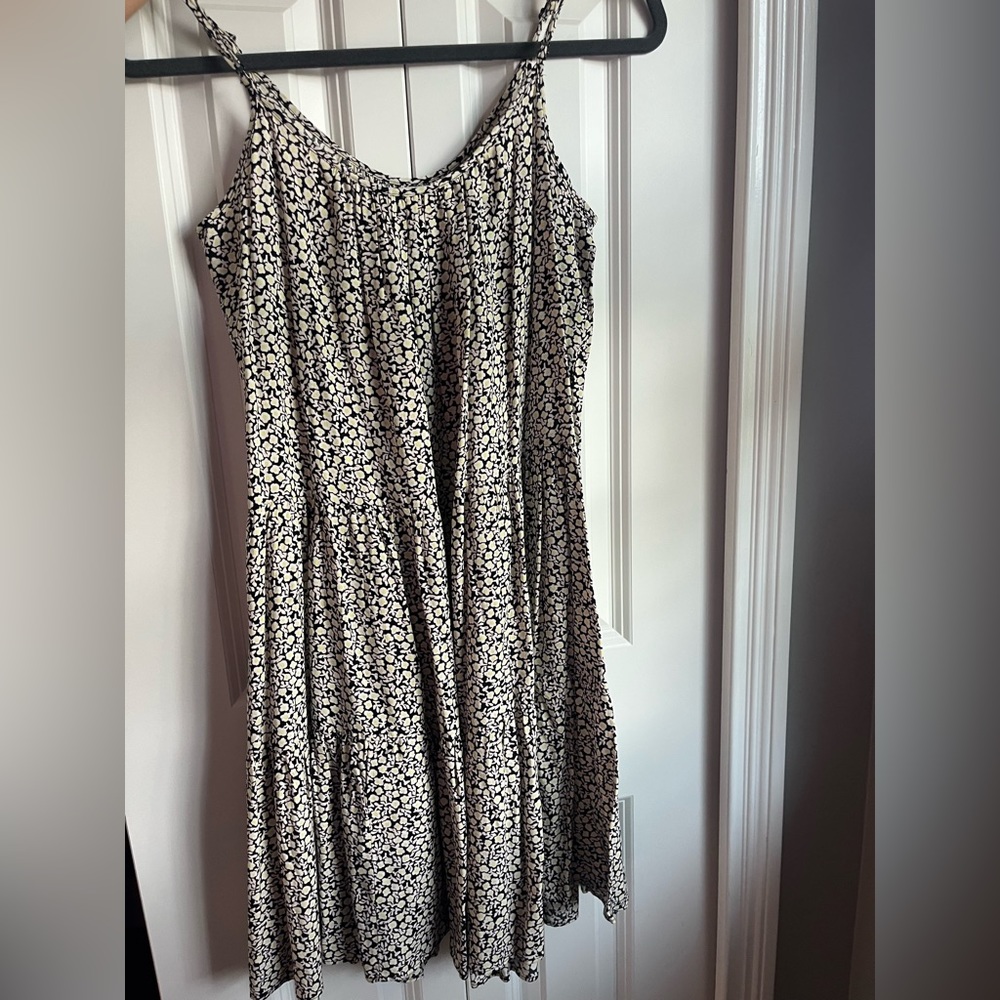 sleeveless floral dress